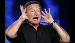 Jimmy Fallon Reenacts ‘Dead Poets Society’ for Robin Williams Tribute