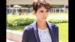 TVF Extant Review: Bait