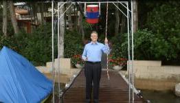 Bill Gates gets drenched in Ice Bucket Challenge