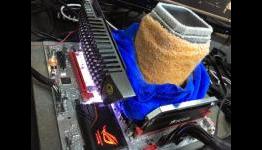 7 Ghz CPU Overclocking World Record made by Chi-Kui Lam