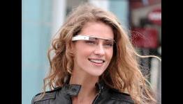 Pandora launches on Google Glass