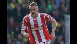 Everton bid for Stoke captain Shawcross