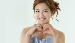 Korean actress Lee Shin-ae chosen as spokesmodel for Age of Wulin