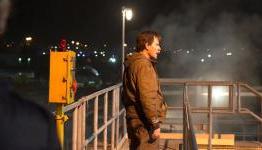 Exclusive behind-the-scenes look at Godzilla and interview with director Gareth Edwards