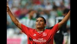 Who misses Rakitic? Bacca and Sevilla already over the loss of Barcelona new boy