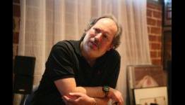 Hans Zimmer Scoring Batman v Superman with Junkie