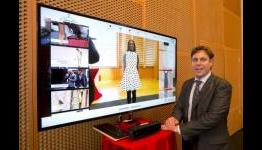 Kinect Technology Lets Shoppers Try on Virtual Clothes