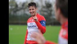 Why Arsenal should play Danny Welbeck and Olivier Giroud as a duo