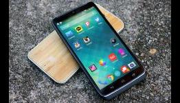 Engadget – Motorola Droid Turbo review: better than the Moto X, but only a little