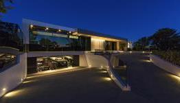 Minecraft creator buys Beverly Hills home for $70 million