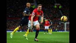 Man Utd doing fine with back three – Jones