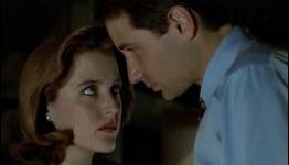 #XFiles2015: Gillian Anderson Wants ‘The X-Files’ To Return, Ignites A Movement Among Fans