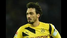 Hummels underlines commitment to Borussia Dortmund