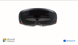 HoloLens is and isn’t Xbox One’s answer to PlayStation 4’s virtual reality headset