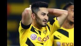Gundogan injury blow for Dortmund