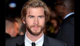 Liam Hemsworth Eyed to Star in ‘Independence Day’ Sequel