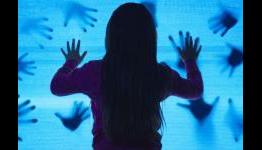 Poltergeist Remake Looks Dull, Dull, Dull
