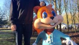 Xbox’s Aaron Greenberg & Kudo Tsunada visiting RARE Studios and teasing Conker statue