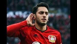 Highlights: Bayer Leverkusen 1 : 0 Atletico Madrid (Champions League 25/2/15)