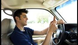 Facebook “Addiction” To Blame For Distracted Driving
