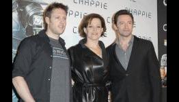 Neill Blomkamp Offers Clues As To How His Alien Movie Will Fit Into The Series