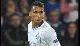 Porto right-back Danilo rejects £37m Man Utd deal