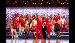 Glee Series Finale Photos Flash Back to the Glee Club’s Past and Show Us Their Future