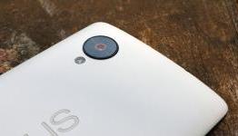 Nexus 5 permanently removed from the Google Play Store