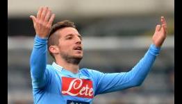 Dries Mertens launches Twitter search for Guinean boy wearing his shirt