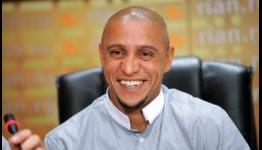 Roberto Carlos backing Danilo