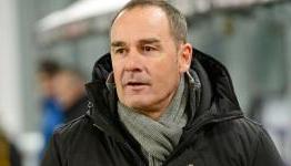 Victor unhappy at Depor display