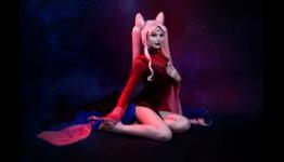 Sailor Moon’s Black Lady is Magical in Stunning Cosplay