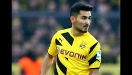 Dortmund: No Manchester United bid for Gundogan