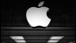Apple pushing music labels to kill free Spotify streaming ahead of Beats relaunch