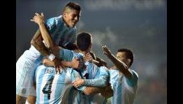 Argentina finally arrive at Copa America – and Chile are their next target
