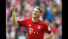 Wenger: Man United have signed two top-class players in Schweinsteiger and Schneiderlin