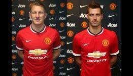 What a midfield! Mata shares snap of smiling Man Utd stars