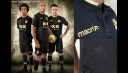Bolton Wanderers 15/16 Macron Away Kit