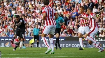 Stoke City 0-1 Liverpool: Coutinho rescues Reds as Benteke and Firmino feature