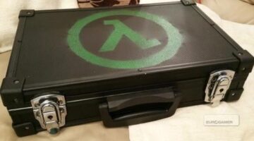 The man who sent his game to Gabe Newell in a briefcase