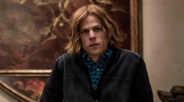 Jesse Eisenberg Says Batman V Superman: Dawn of Justice Is Not A “Cartoonish Superhero Movie”