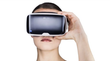 Zeiss’ New VR One is Google Cardboard Approved