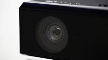 The day the movement stopped: Xbox One Kinect gestures are dead