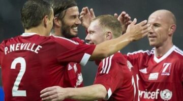 David Beckham & Paul Scholes turn back the clock in charity match