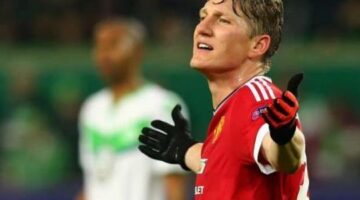 Low tells Van Gaal: Leave Schweinsteiger alone