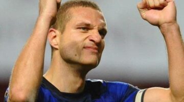Former Manchester United captain Nemanja Vidic retires