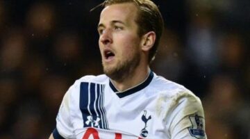 Ozil, Aguero & Vardy IN, Kane OUT: Henry names his Premier League top-four XI