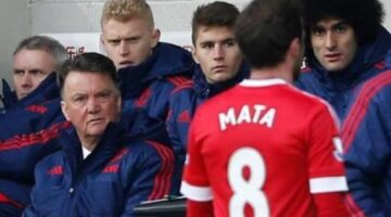 Juan Mata: Manchester United midfielder takes blame for red card