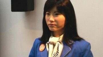 Toshiba’s robot is designed to be more human-like