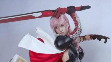 Cosplay Bears a Striking Resemblence to Final Fantasy XIII’s Lightning
